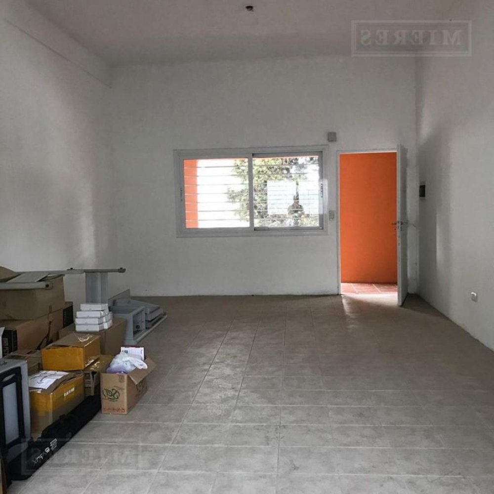 36m² Office in Pilar, Argentina No. 104274