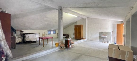 4 bedrooms Villa in Chiari, Italy No. 329048 31