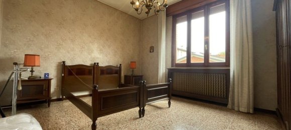 4 bedrooms Villa in Chiari, Italy No. 329048 14