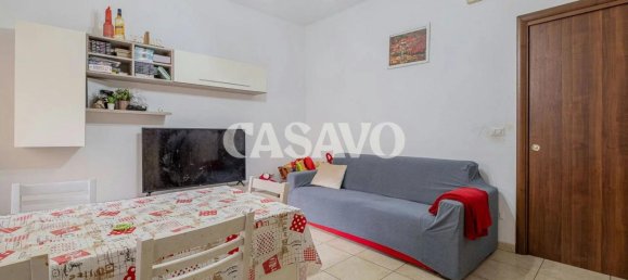 3 rooms Apartment in Rome, Italy No. 3068 4