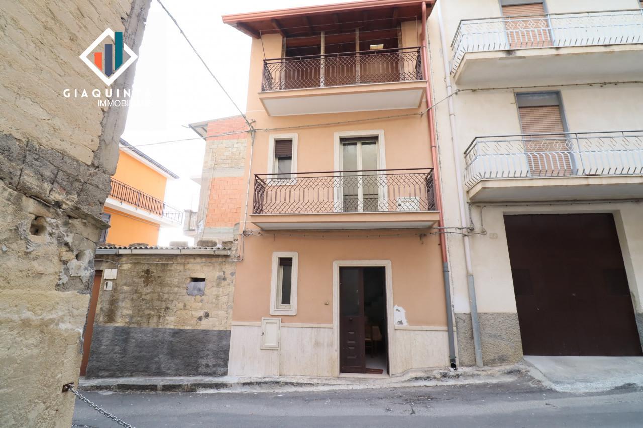 2-Zimmer Haus in Palagonia, Italy, Nr. 232446
