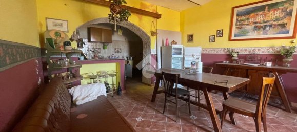 Квартира с 3 комнатами в Альвито, Италия № 84523 21