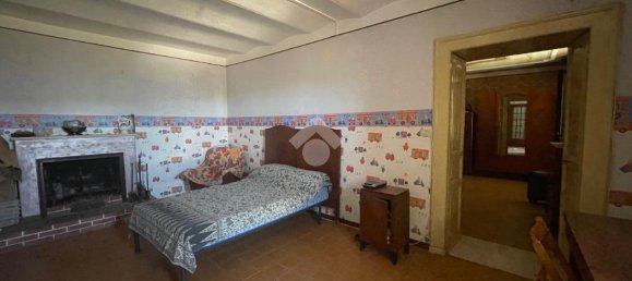 Квартира с 3 комнатами в Альвито, Италия № 84523 28