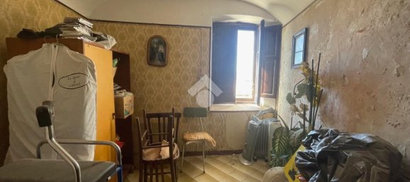 Квартира с 3 комнатами в Альвито, Италия № 84523 13