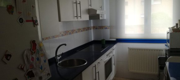 Apartamento de 2 dormitorios en Asturias, Spain No. 186990 3