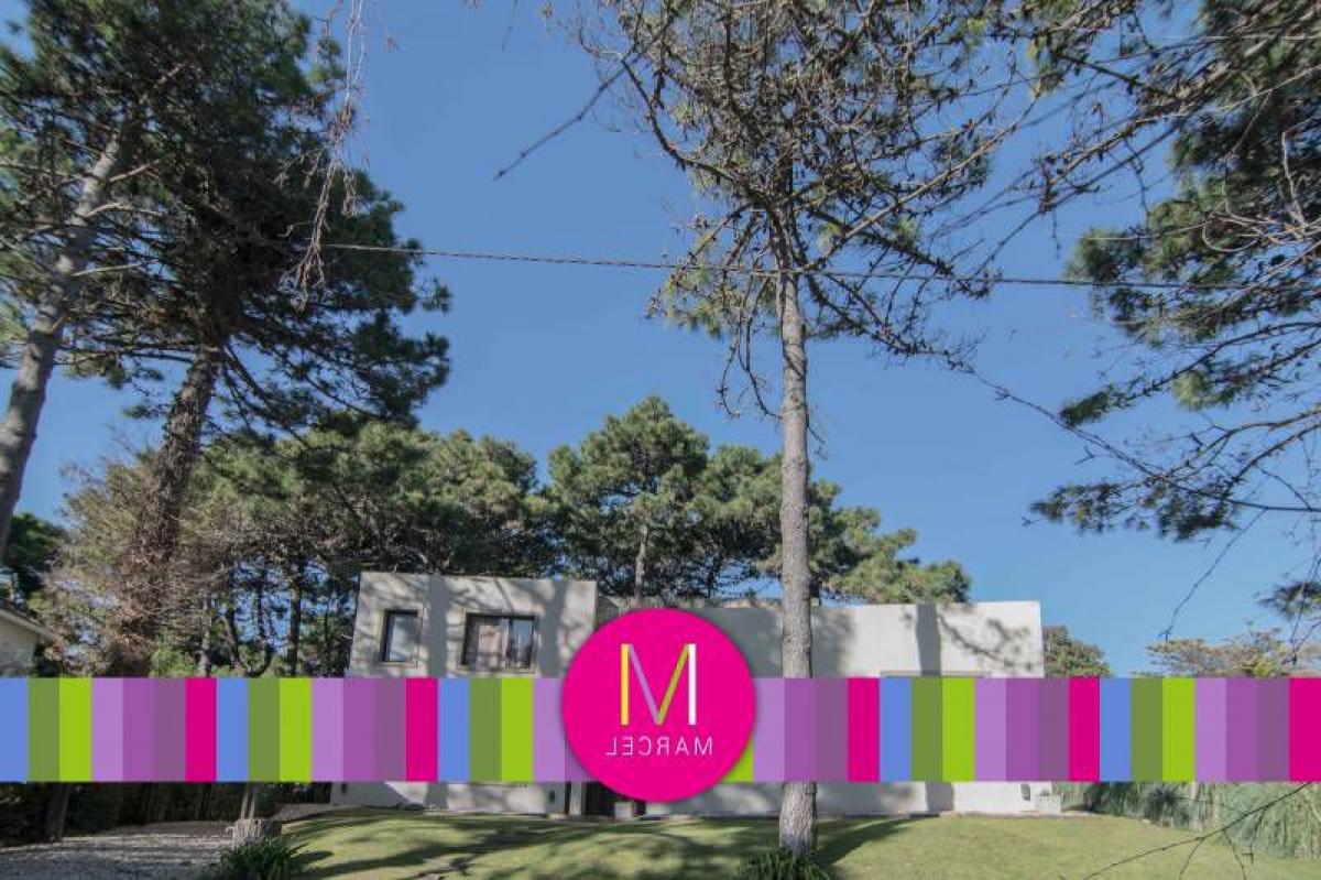 4 غرف نوم منزل في Mar del Plata, Argentina رقم 70683