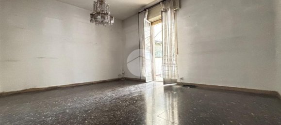 3 bedrooms Apartment in Verona, Italy No. 309932 4
