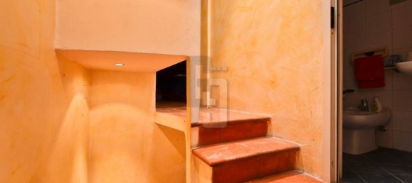 2 bedrooms House in Calenzano, Italy No. 35516 6