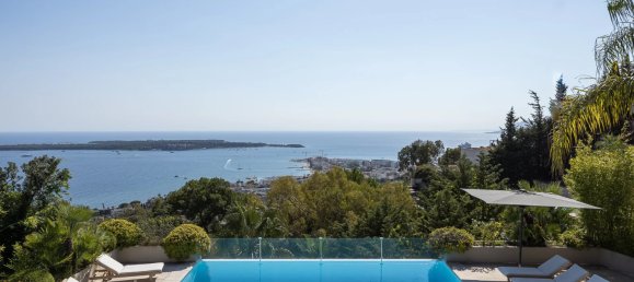 5 bedrooms Villa in Cannes, France No. 1485 2