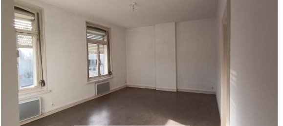 2 bedrooms Building in Cambrai, France No. 243886 5