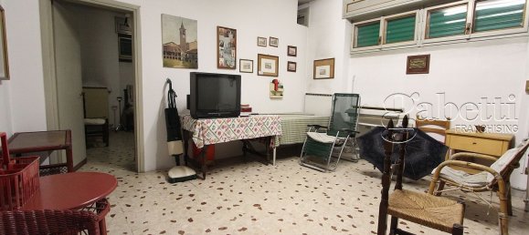Villa de 5 habitaciónes en Nerviano, Italy No. 160246 35