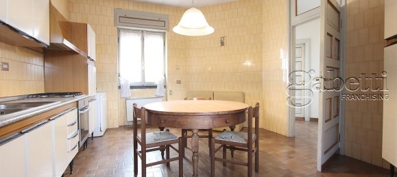 Villa de 5 habitaciónes en Nerviano, Italy No. 160246 15