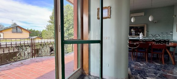 Villa de 5 habitaciónes en Nerviano, Italy No. 160246 8