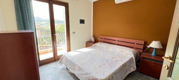 Квартира с 4 комнатами в Кастельсардо, Италия № 144622 12