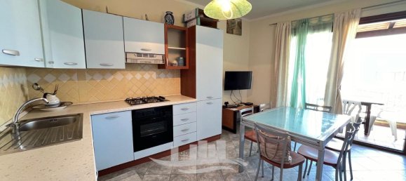 Квартира с 4 комнатами в Кастельсардо, Италия № 144622 8