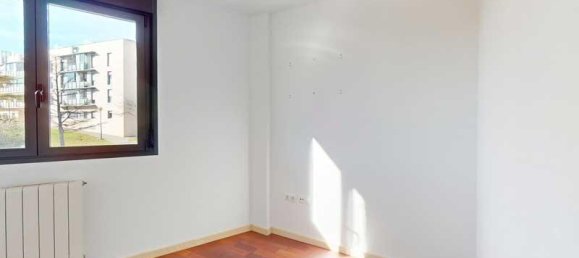 3 bedrooms Apartment in Zaragoza, Spain No. 21669 30