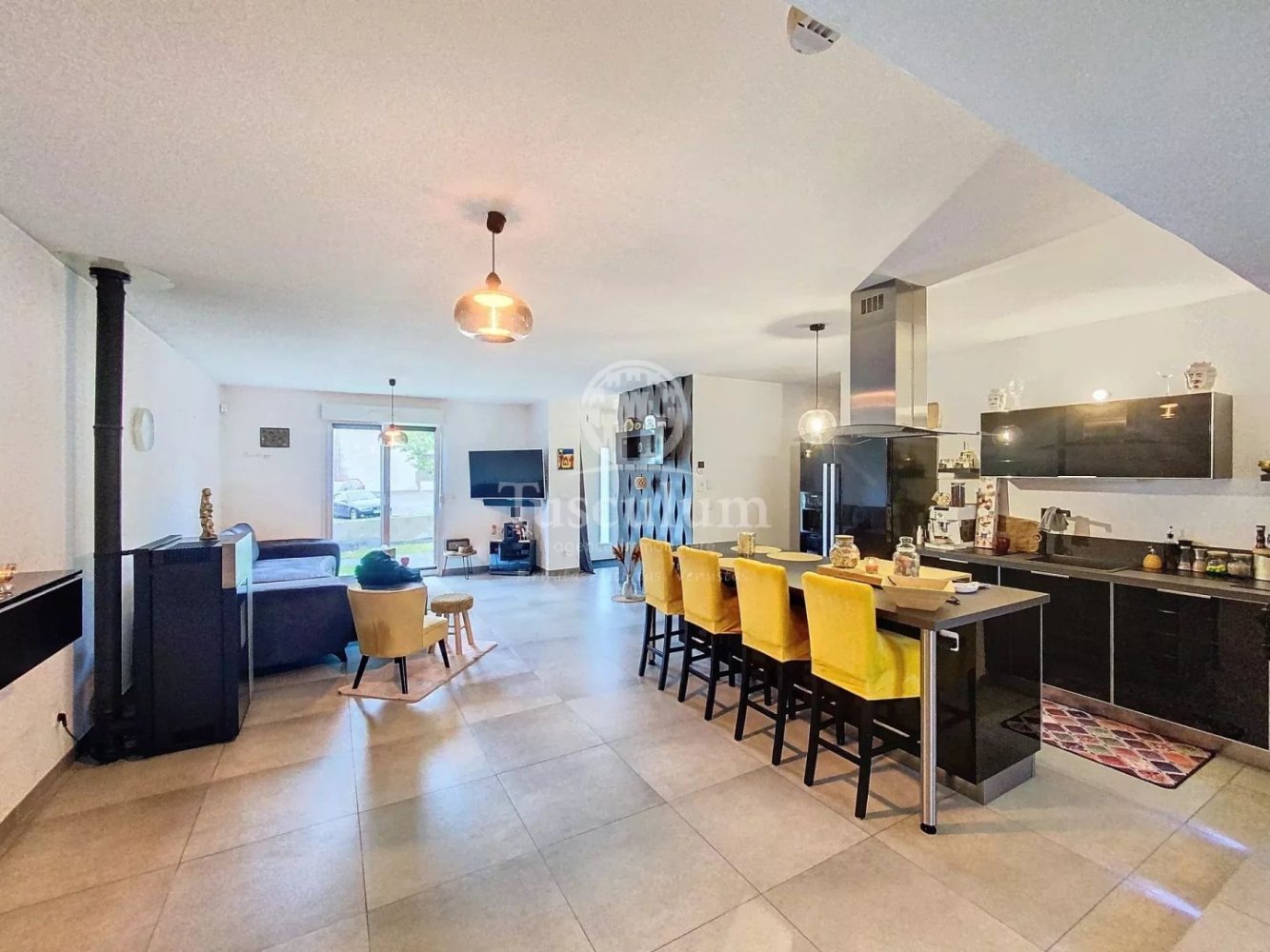 Casa de 6 habitaciónes en Creutzwald, France No. 157641