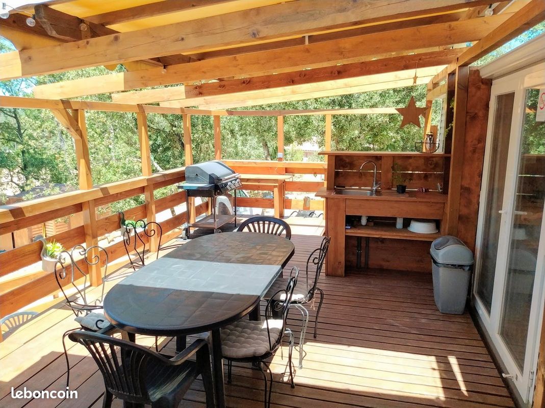 3 bedrooms House in Rocbaron, France No. 278682