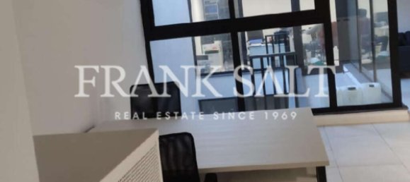 100m² Office in Santa Venera, Malta No. 12398 6