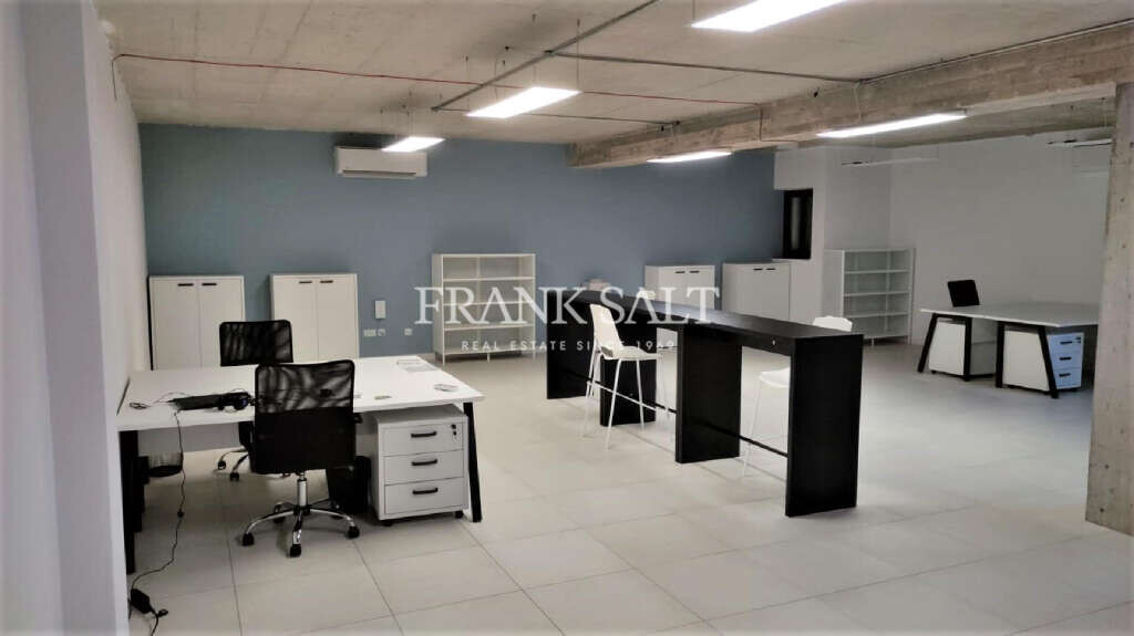 100m² Office in Santa Venera, Malta No. 12398
