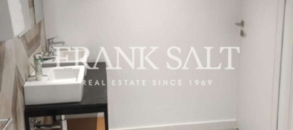 100m² Office in Santa Venera, Malta No. 12398 12