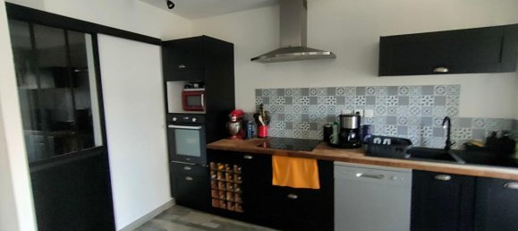 Casa de 2 dormitorios en Saint-Malo-du-Bois, France No. 99438 4