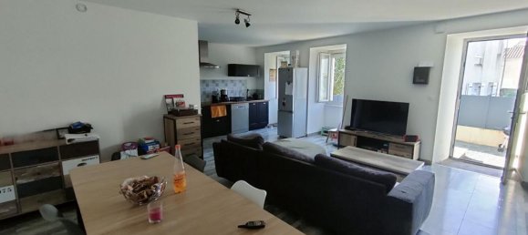 Casa de 2 dormitorios en Saint-Malo-du-Bois, France No. 99438 3