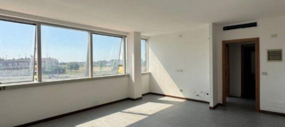 2-Zimmer Büro in Mazzano, Italy, Nr. 295854 9