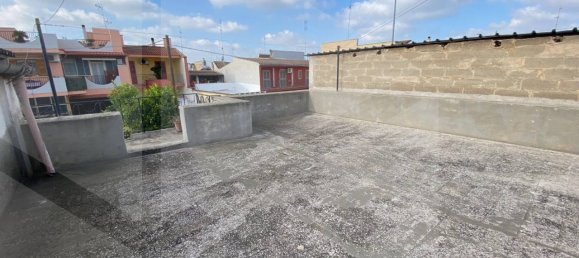 4 rooms House in Bitonto, Italy No. 24081 25