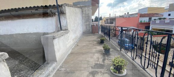 4 rooms House in Bitonto, Italy No. 24081 31