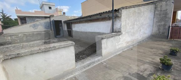 4 rooms House in Bitonto, Italy No. 24081 30