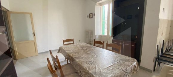 4 rooms House in Bitonto, Italy No. 24081 8