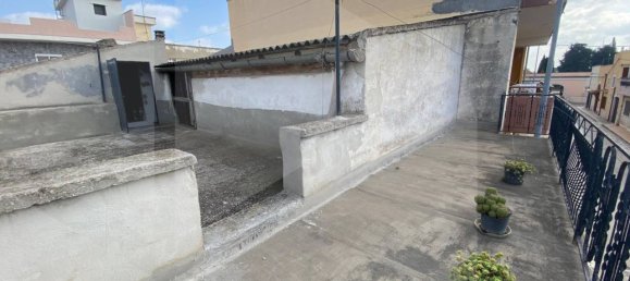 4 rooms House in Bitonto, Italy No. 24081 27