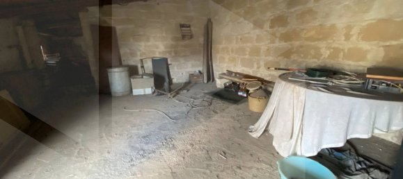 4 rooms House in Bitonto, Italy No. 24081 36