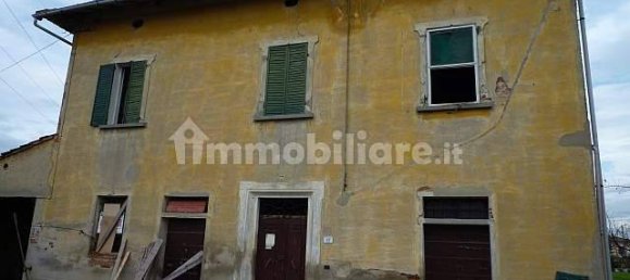 Дом с 5 комнатами в Кастельфранко ди Сотто, Италия № 167631 2