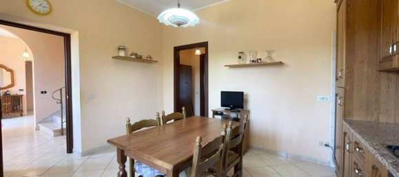 5 chambres Maison à Monte San Giovanni Campano, Italy No. 288290 10