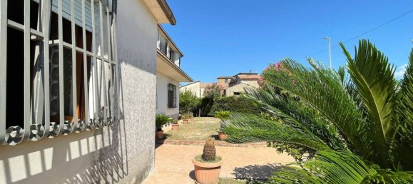 5 chambres Maison à Monte San Giovanni Campano, Italy No. 288290 2