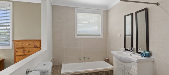 5 chambres Maison à Kanahooka, Australia No. 102 15