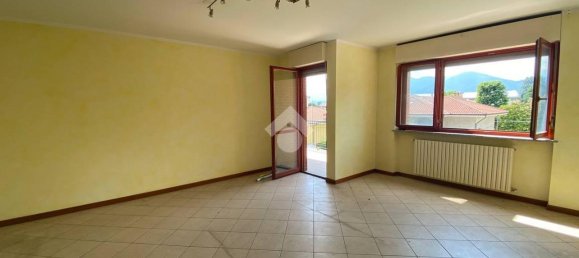 4 rooms Apartment in Castellamonte, Italy No. 25275 2
