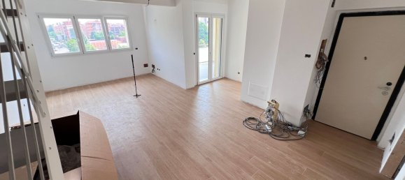 4-salle Duplex à San Giuliano Milanese, Italy No. 24839 14