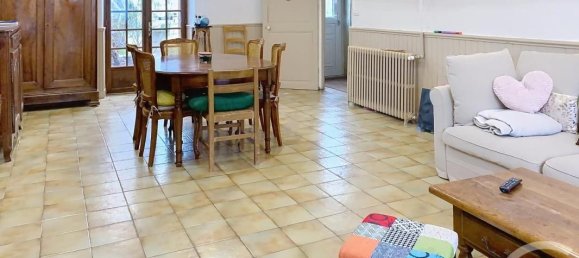 5 Schlafzimmer Haus in Saran, France, Nr. 248802 2