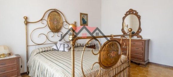 5-salle Appartement à Pomarance, Italy No. 197263 8