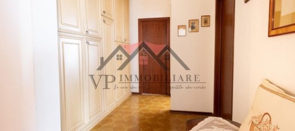 5-salle Appartement à Pomarance, Italy No. 197263 24