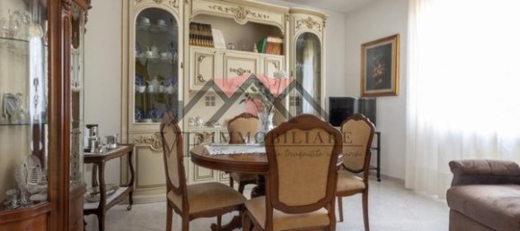 5-salle Appartement à Pomarance, Italy No. 197263 2