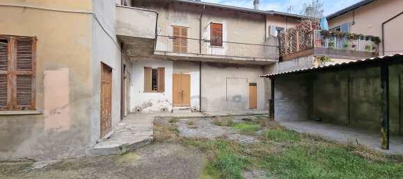 13 rooms House in Monza, Italy No. 77767 27