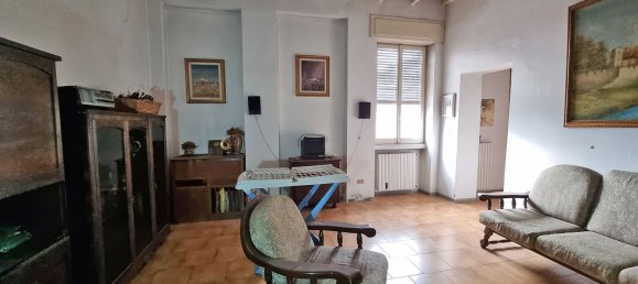 13 rooms House in Monza, Italy No. 77767 10