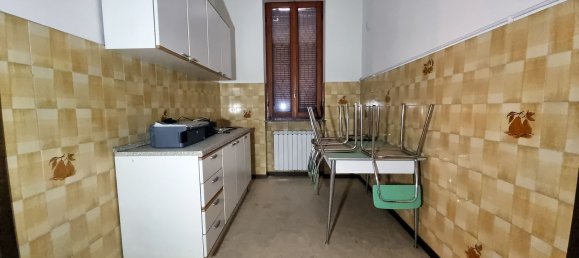 13 rooms House in Monza, Italy No. 77767 18