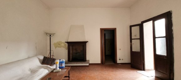 13 rooms House in Monza, Italy No. 77767 20