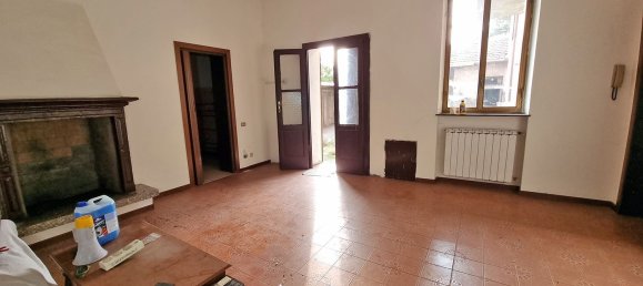 13 rooms House in Monza, Italy No. 77767 21