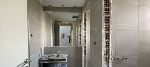 133 m² propiedad comercial en venta en Piraeus, Attica, Greece № 92969 5